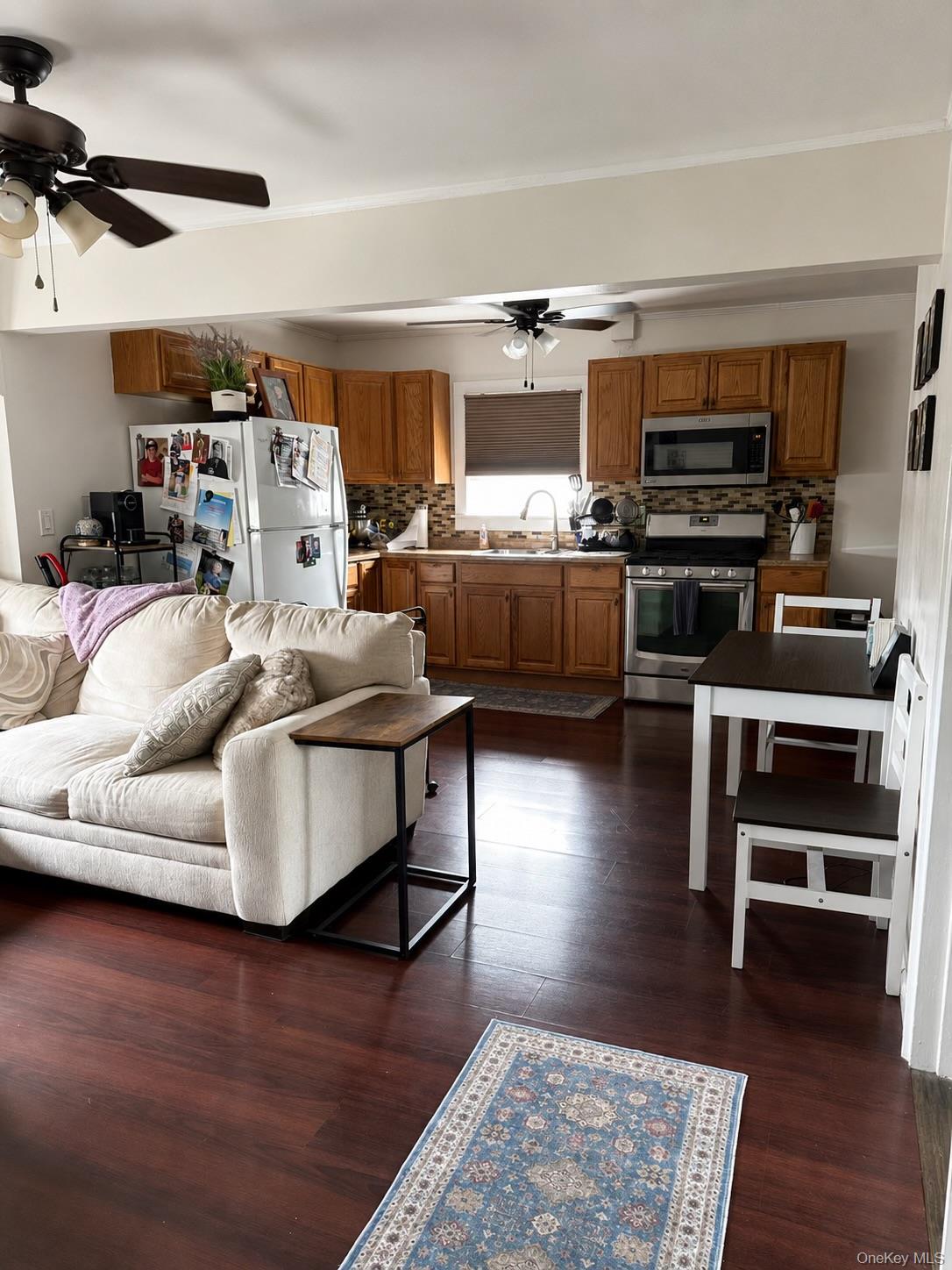 122 Radcliffe Road, Unit UPPR Island Park, NY 11558 - Photo 4 of 14