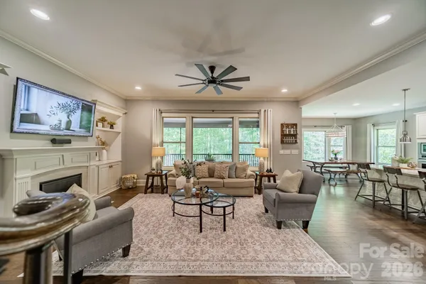 $1,200,000 | 800 Hidden Pond Lane, Waxhaw, NC 28173