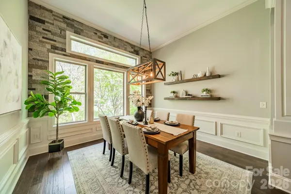 $1,200,000 | 800 Hidden Pond Lane, Waxhaw, NC 28173