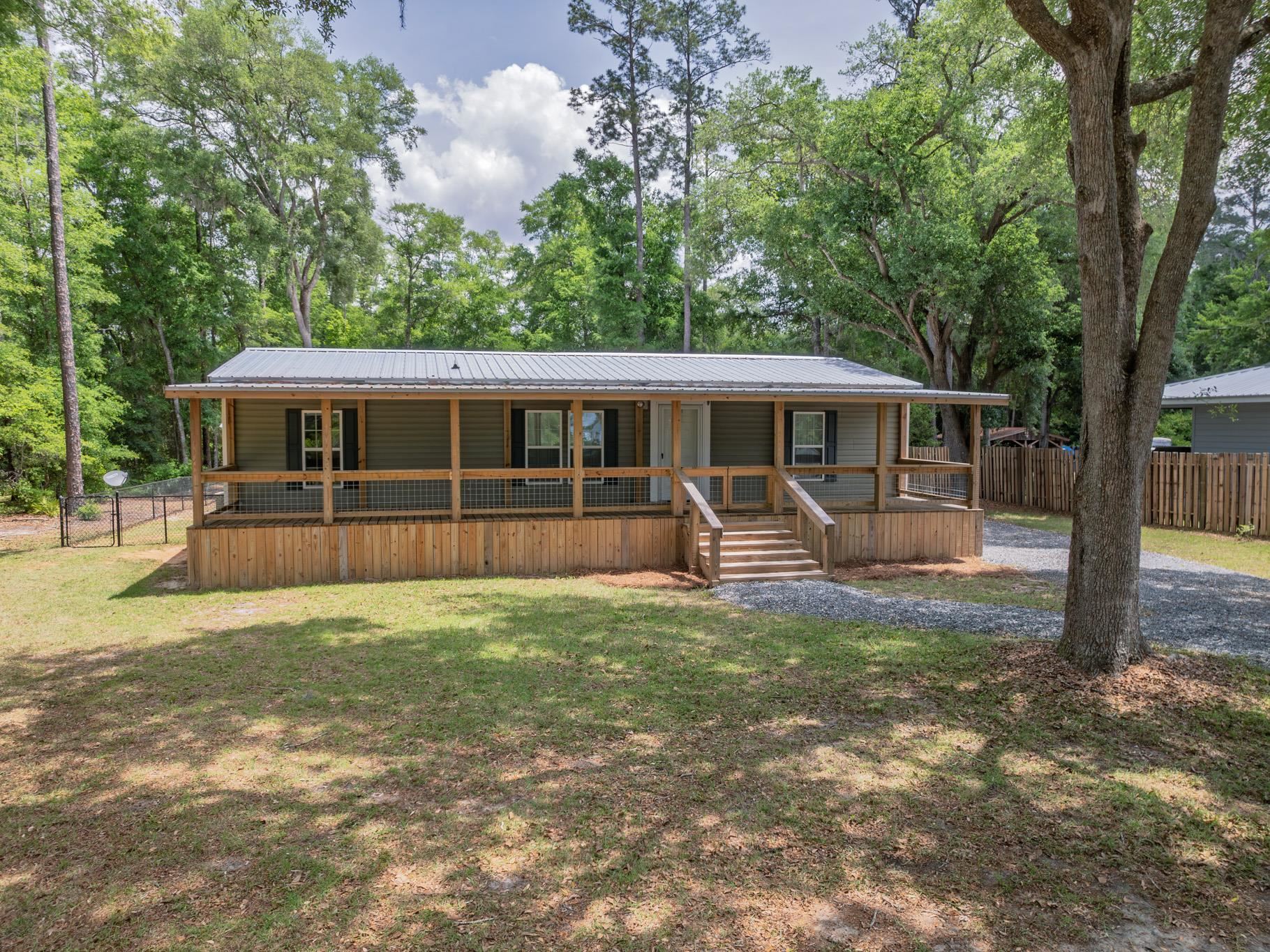 2749 Lakeview Point Road Quincy, FL 32351 - Photo 33 of 42