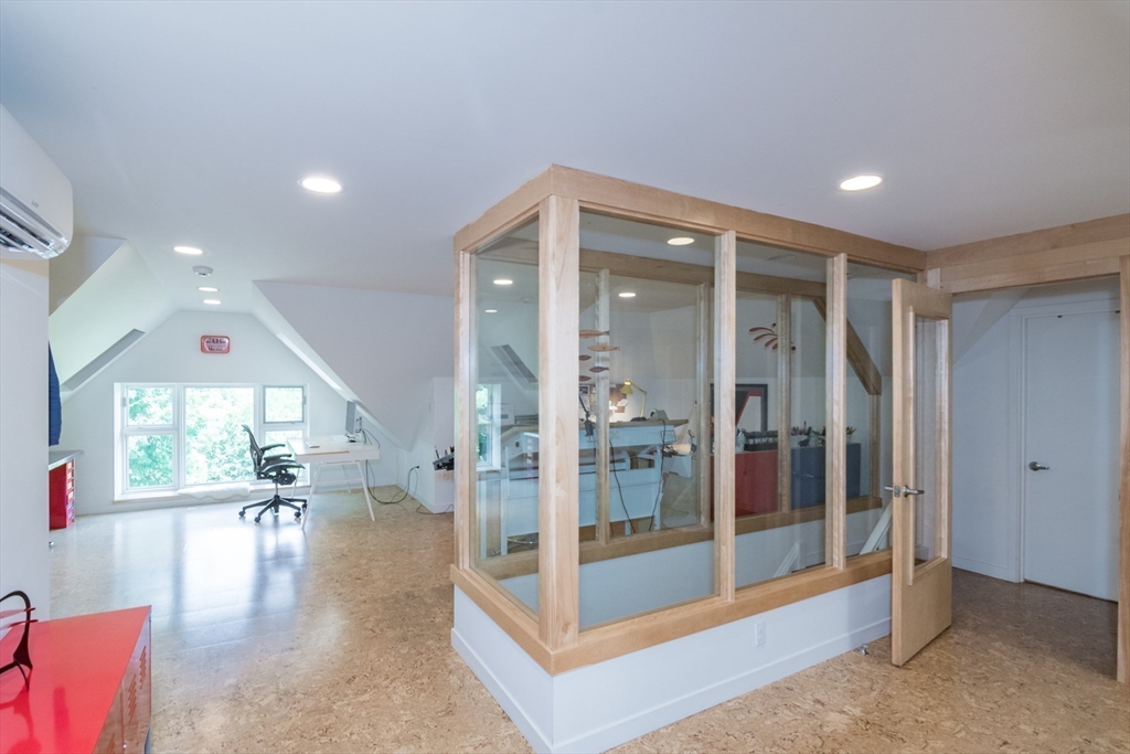 75 Lyman Road Northampton, MA 01060 - Photo 27 of 42 Gallery Image 27