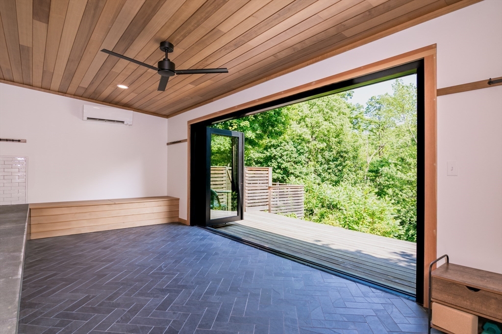 75 Lyman Road Northampton, MA 01060 - Photo 34 of 42 Gallery Image 34