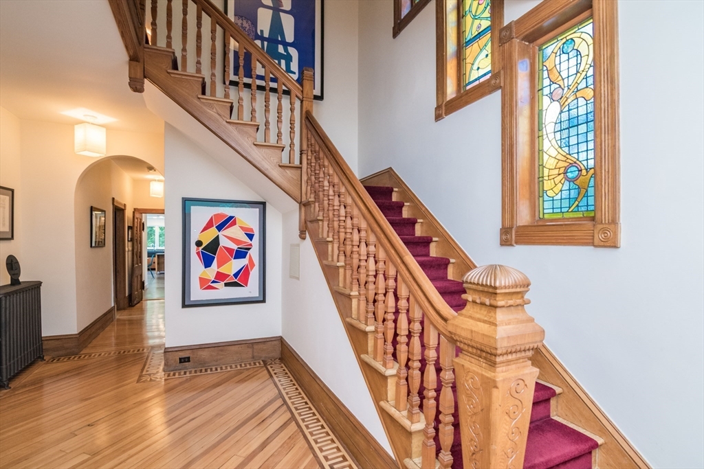 75 Lyman Road Northampton, MA 01060 - Photo 4 of 42 Gallery Image 4