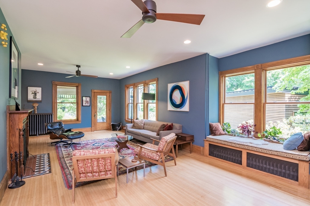 75 Lyman Road Northampton, MA 01060 - Photo 5 of 42 Gallery Image 5