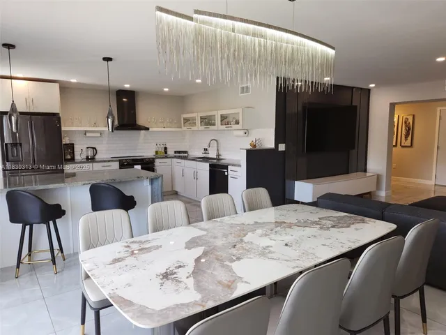 $595,000 | 1075 92nd Street, Unit 405, Bay Harbor Islands, FL 33154