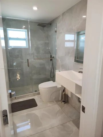 $595,000 | 1075 92nd Street, Unit 405, Bay Harbor Islands, FL 33154