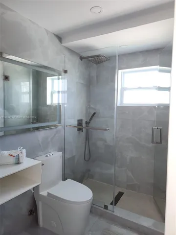 $595,000 | 1075 92nd Street, Unit 405, Bay Harbor Islands, FL 33154