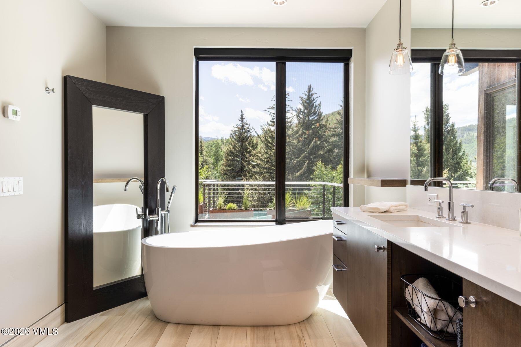 2440 Chamonix Lane Vail, CO 81657 - Photo 29 of 54 photo_online_028