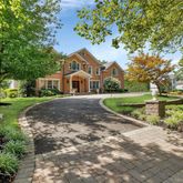 $1,990,000 | 6 Tiana Place, Dix Hills, NY 11746