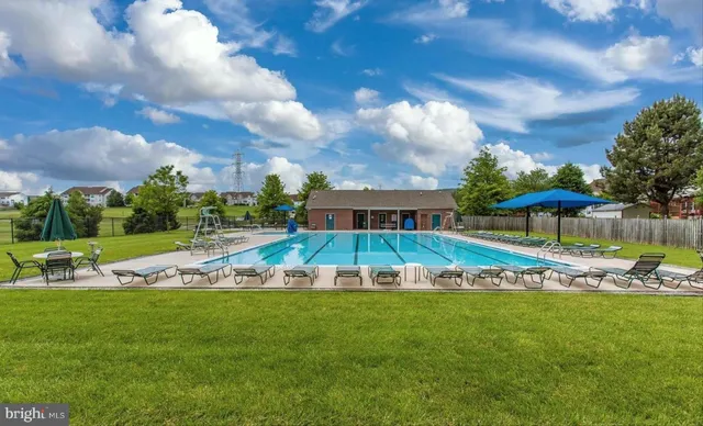 $295,000 | 2509 Shelley Circle, Unit 5 1D, Frederick, MD 21702