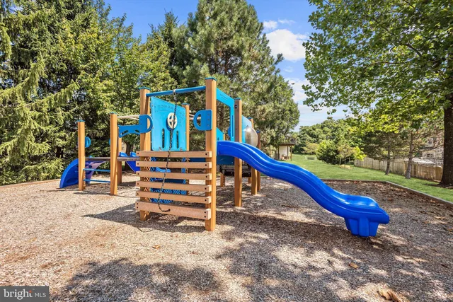 $295,000 | 2509 Shelley Circle, Unit 5 1D, Frederick, MD 21702