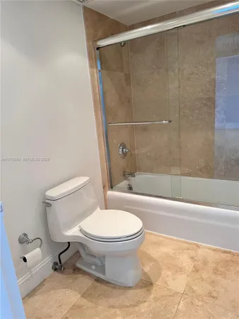 $4,400 | 2333 Brickell Avenue, Unit 2215, Miami, FL 33129