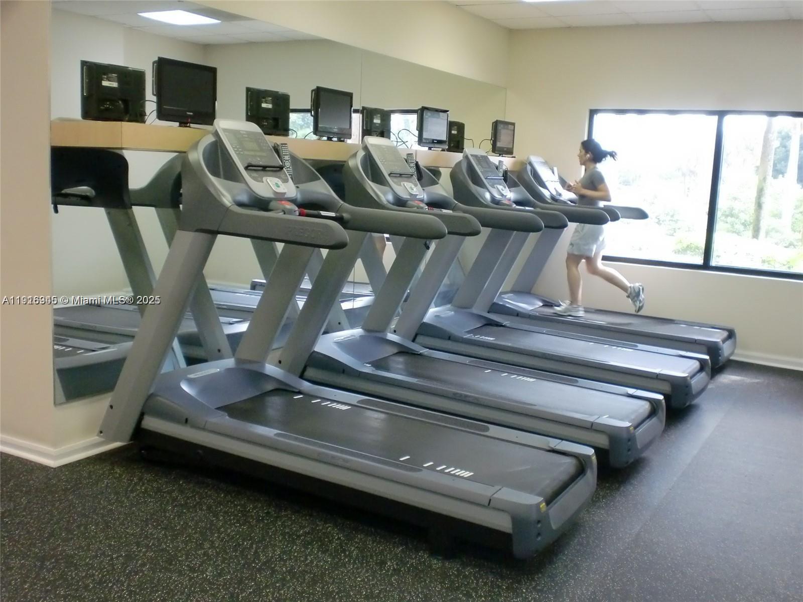2333 Brickell Avenue, Unit 2215 Miami, FL 33129 - Photo 18 of 27 a living room with furniture