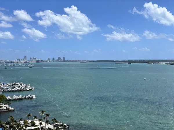 $4,400 | 2333 Brickell Avenue, Unit 2215, Miami, FL 33129