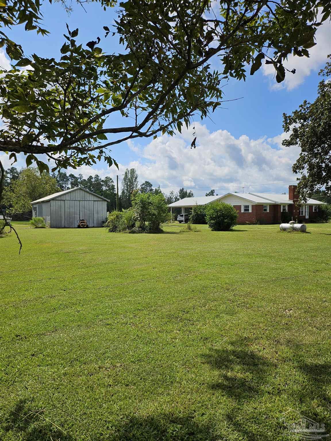 5601 Pine Forest Road McDavid, FL 32568 - Photo 9 of 39 Gallery Image 9
