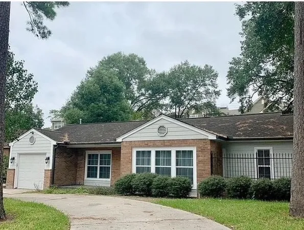 $2,800 | 3535 Wentworth Street, Houston, TX 77004