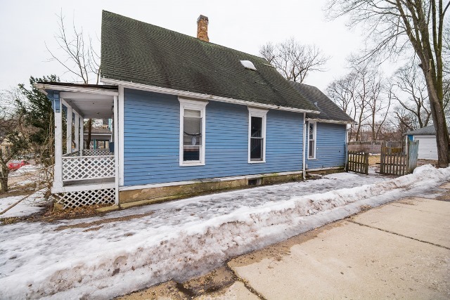 154 South Porter Street Elgin, IL 60120 - Photo 5 of 21