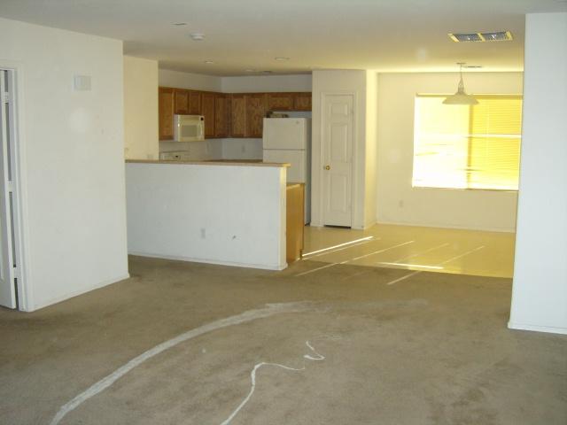 4343 West Apollo Road Laveen, AZ 85339 - Photo 2 of 6 great room