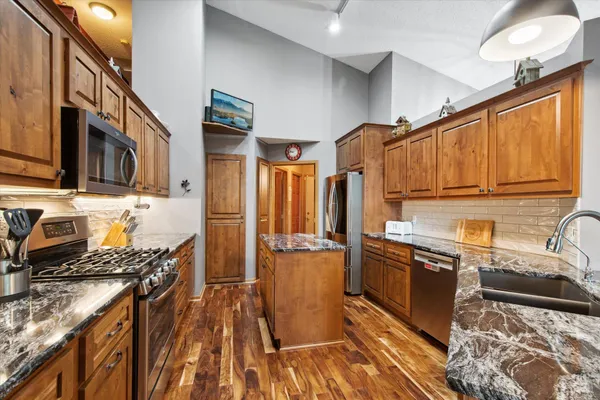 $698,000 | 5429 Nelmark Avenue Northeast, St. Michael, MN 55376