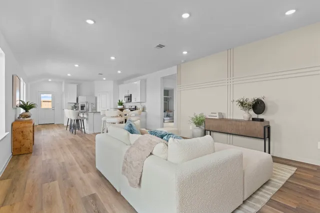 $274,990 | 2426 Cherry Ruby Drive, Iowa Colony, TX 77583