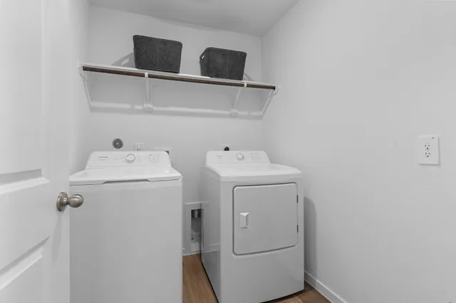 $274,990 | 2426 Cherry Ruby Drive, Iowa Colony, TX 77583