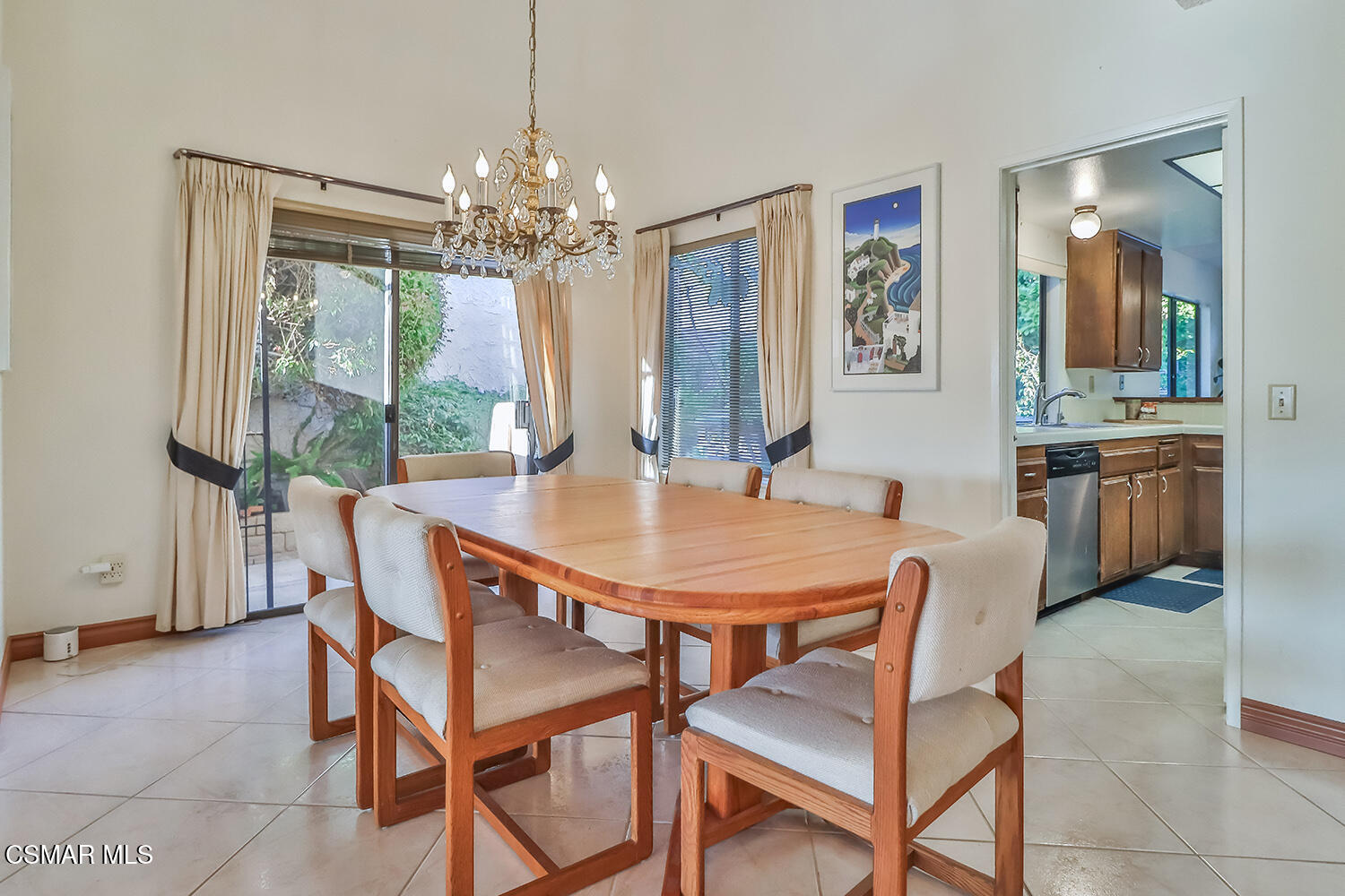 6492 Melray Street Moorpark, CA 93021 - Photo 11 of 53 bLiving and Dining7