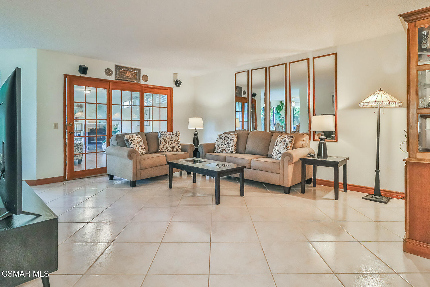 6492 Melray Street Moorpark, CA 93021 - Photo 13 of 53 cFamily1