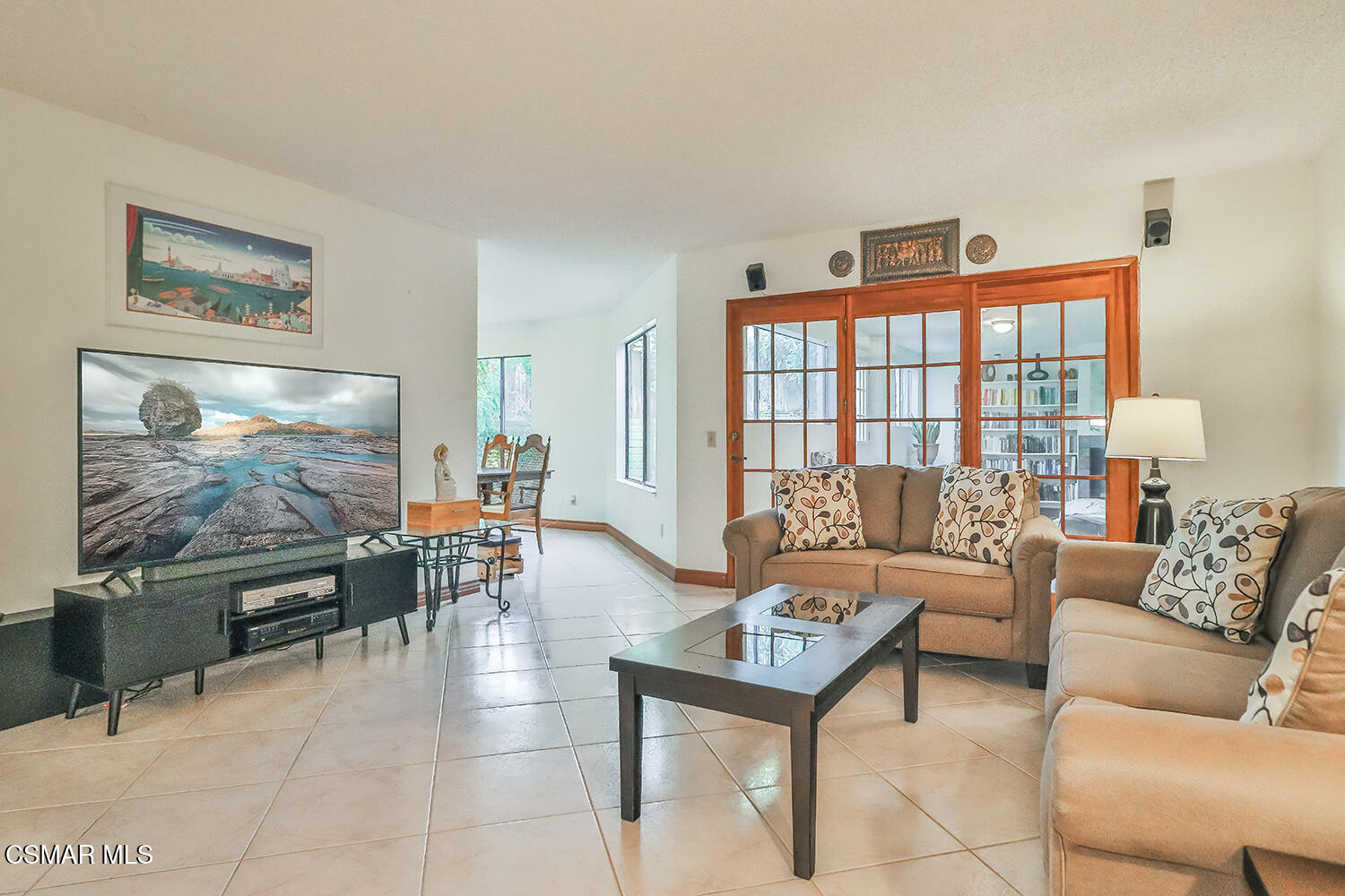 6492 Melray Street Moorpark, CA 93021 - Photo 14 of 53 cFamily2