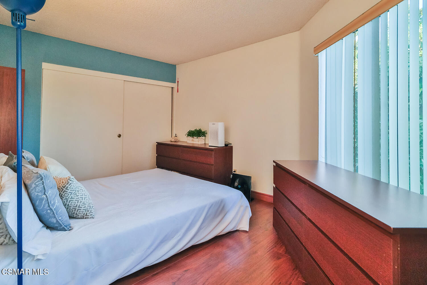 6492 Melray Street Moorpark, CA 93021 - Photo 31 of 53 iBedroom2-1