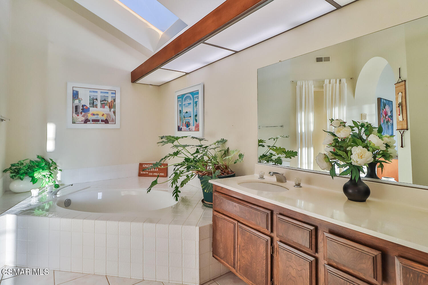 6492 Melray Street Moorpark, CA 93021 - Photo 41 of 53 lPrimary Bedroom Suite5