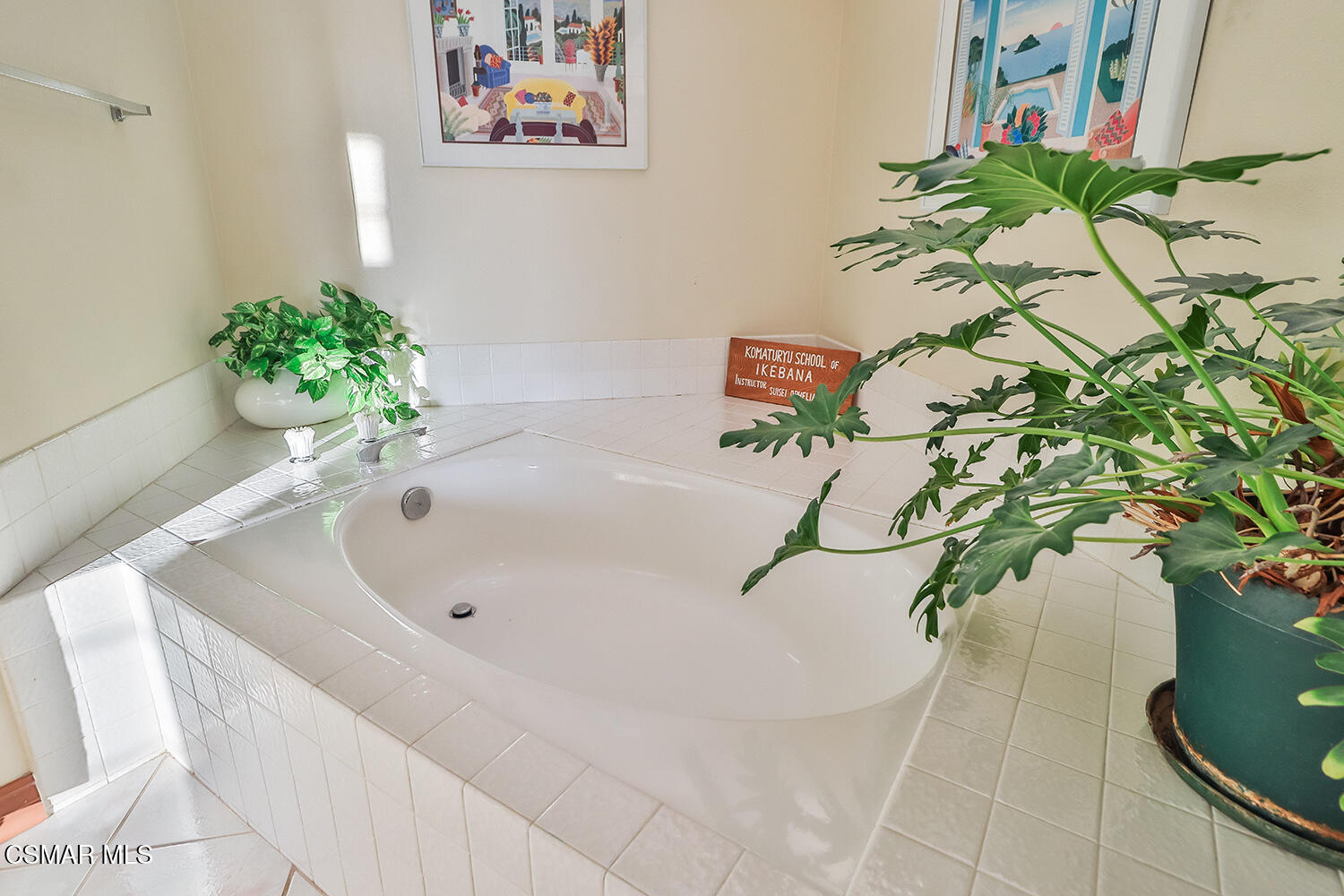 6492 Melray Street Moorpark, CA 93021 - Photo 42 of 53 lPrimary Bedroom Suite6