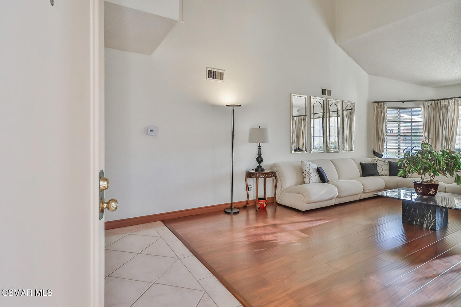 6492 Melray Street Moorpark, CA 93021 - Photo 5 of 53 bLiving and Dining1