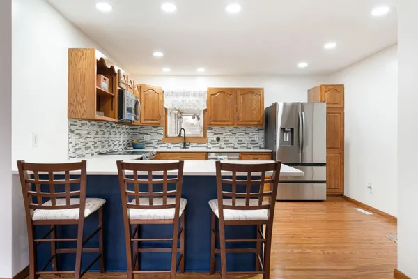 $299,900 | 2104 West Oakland Avenue, Austin, MN 55912