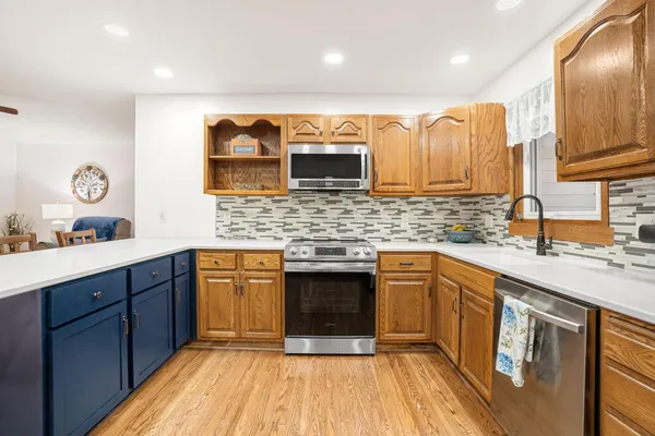 $299,900 | 2104 West Oakland Avenue, Austin, MN 55912