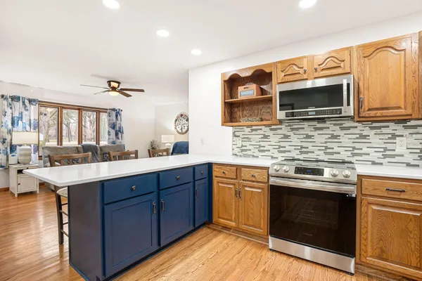 $299,900 | 2104 West Oakland Avenue, Austin, MN 55912