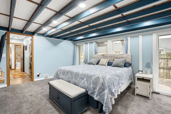 $299,900 | 2104 West Oakland Avenue, Austin, MN 55912