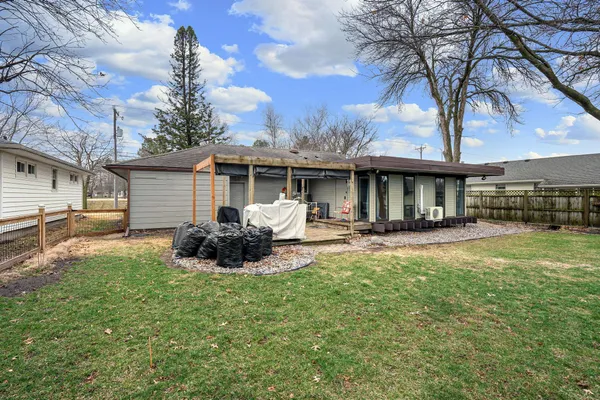 $299,900 | 2104 West Oakland Avenue, Austin, MN 55912