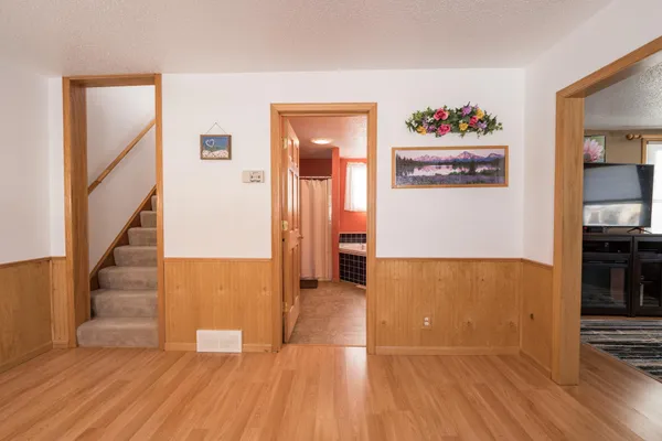 $214,900 | 255 West Vine Street, Mondovi, WI 54755