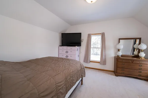 $214,900 | 255 West Vine Street, Mondovi, WI 54755