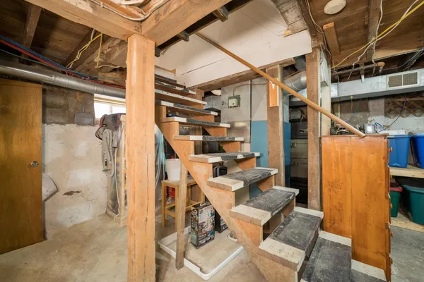 $214,900 | 255 West Vine Street, Mondovi, WI 54755