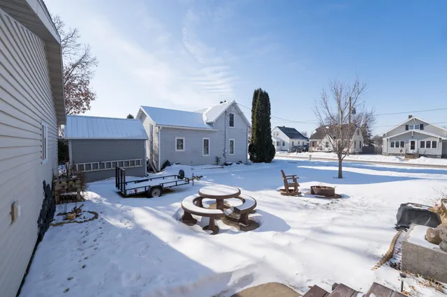 $217,000 | 255 West Vine Street, Mondovi, WI 54755