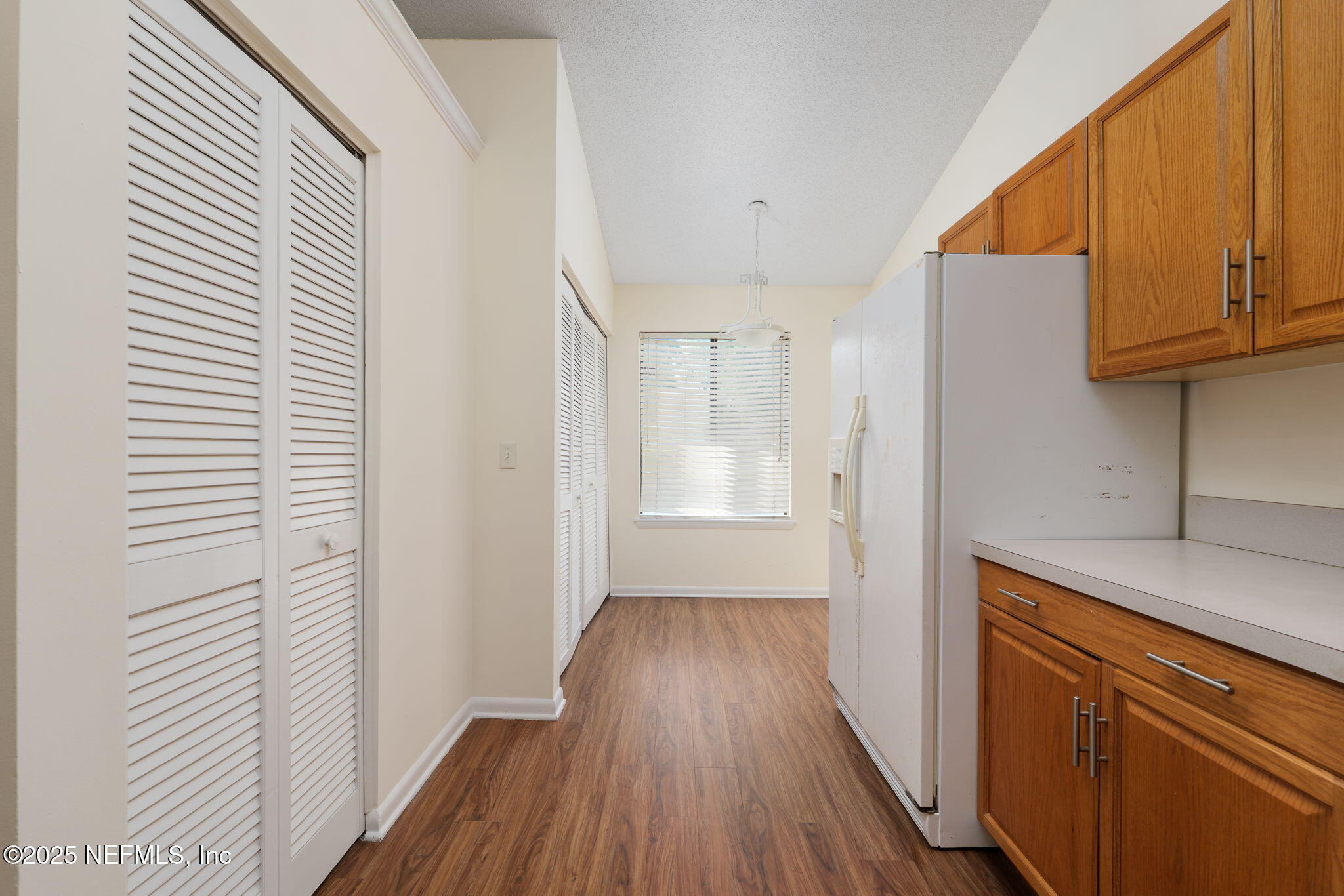 9360 Craven Road, Unit 407 Jacksonville, FL 32257 - Photo 9 of 24 Kitchen