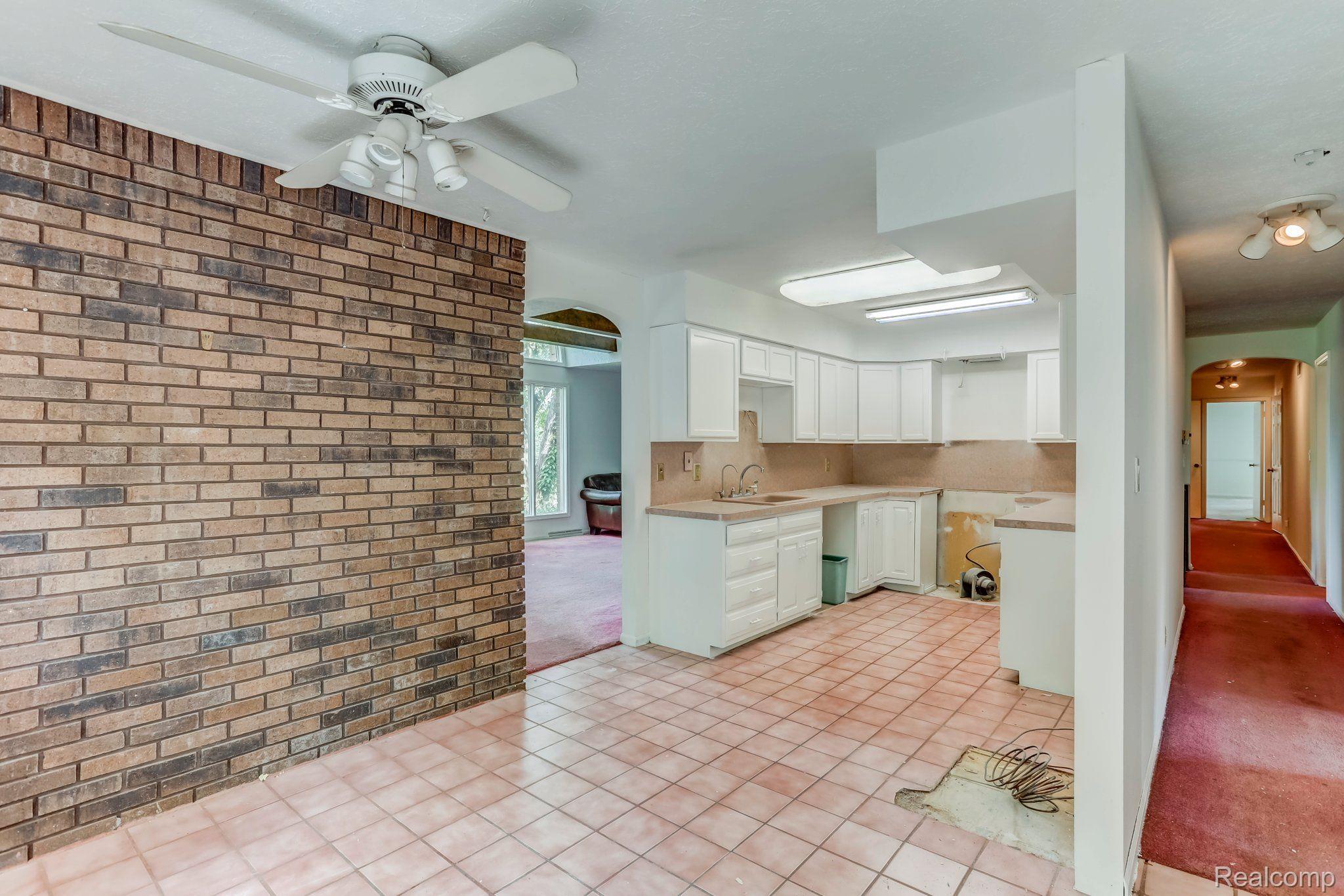 7730 Haley Road White Lake, MI 48383 - Photo 10 of 39 Gallery Image 10