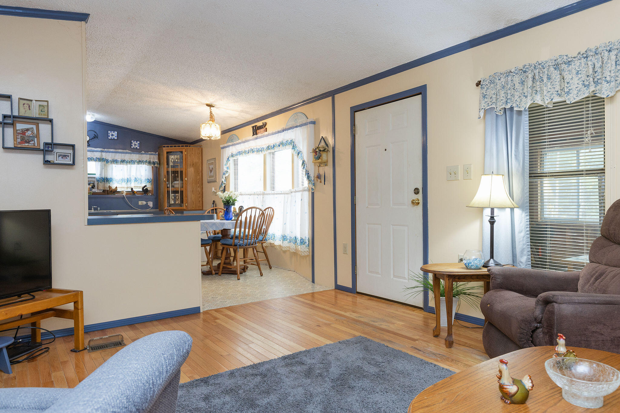 17 Linscott Road Sanford, ME 04073 - Photo 6 of 26 4S9A6818