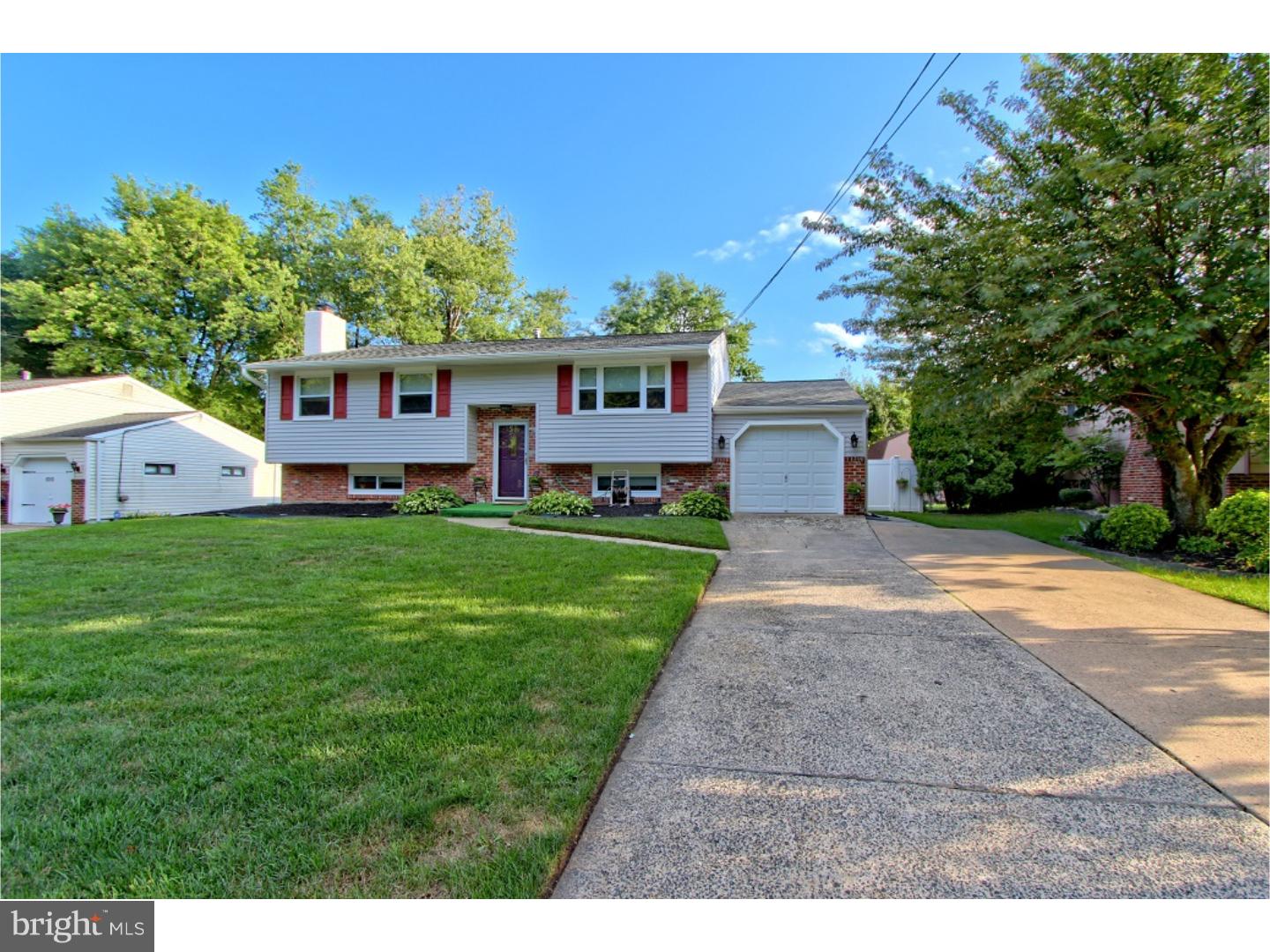 1012 Chews Landing Road Clementon, NJ 08021 - Photo 2 of 25