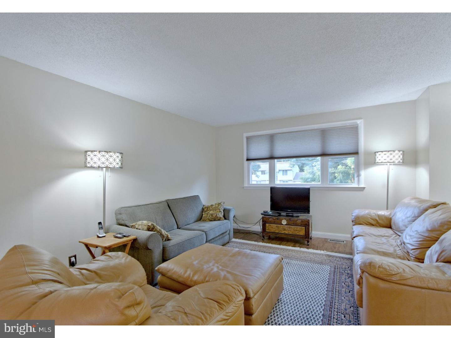 1012 Chews Landing Road Clementon, NJ 08021 - Photo 10 of 25