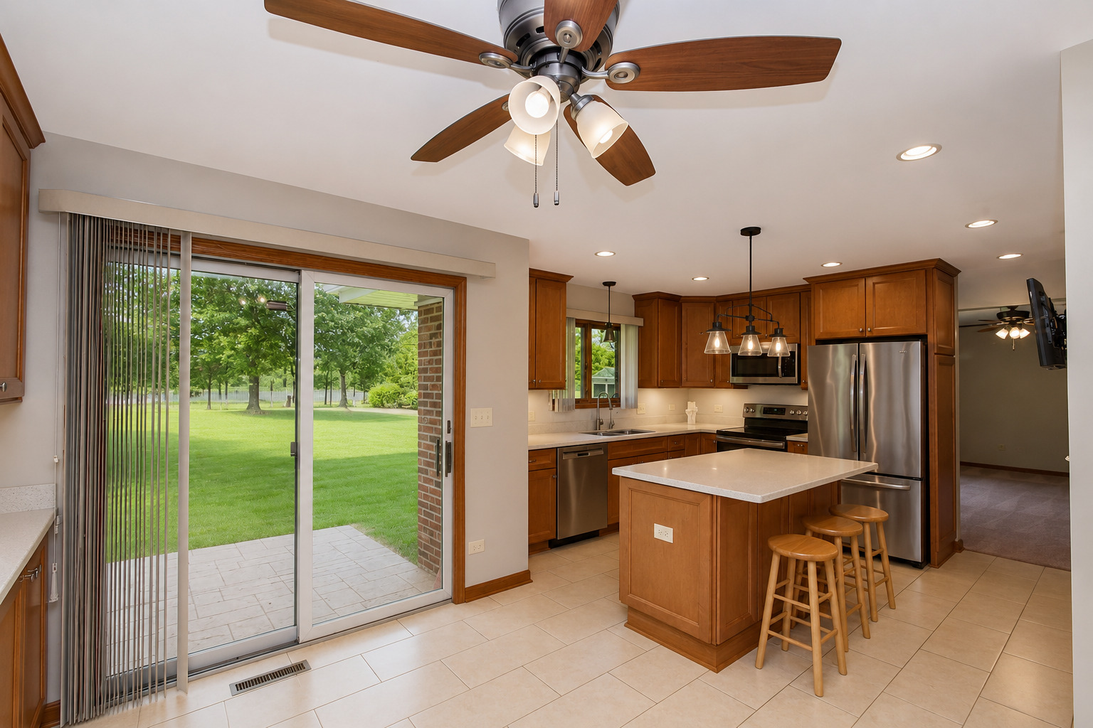 5217 Briarwood Road Woodstock, IL 60098 - Photo 6 of 24