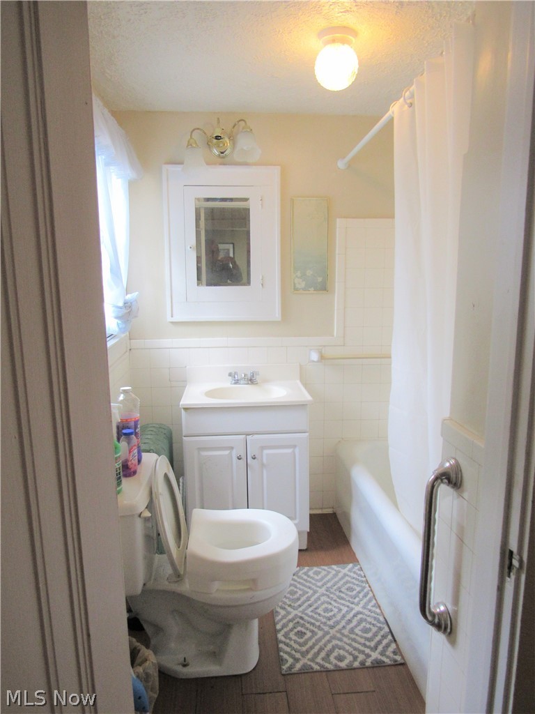 1009 Copley Road Akron, OH 44320 - Photo 16 of 34