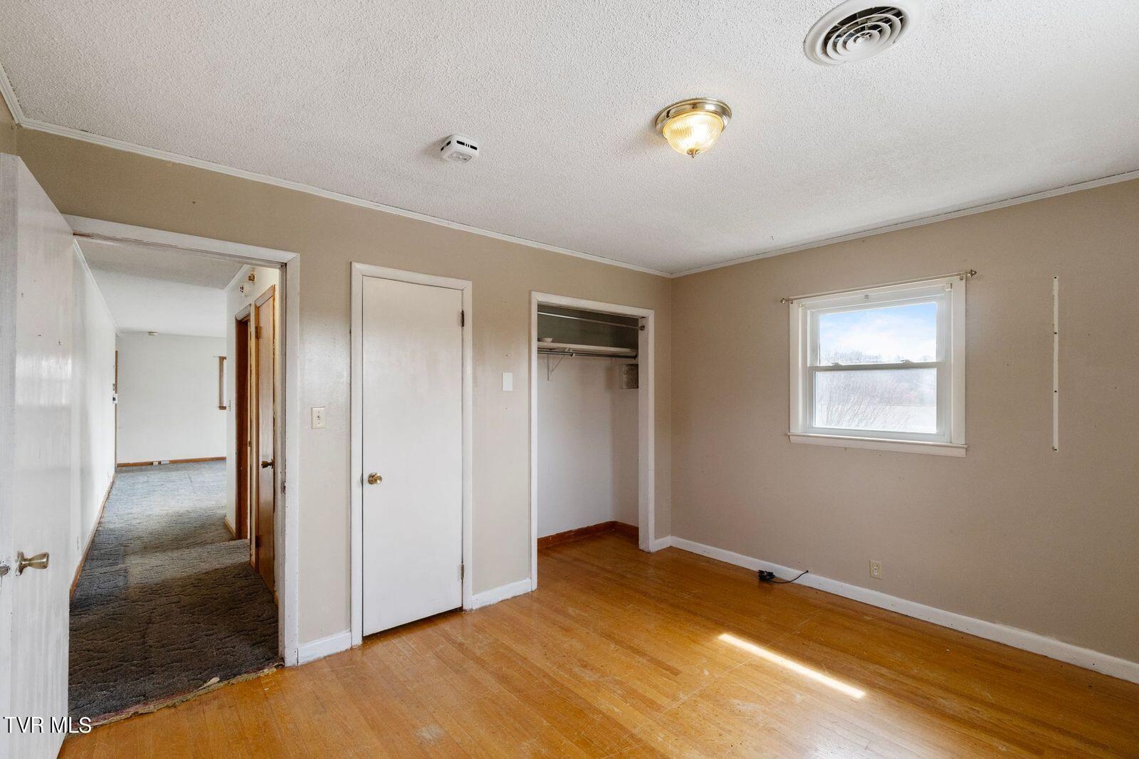 1811 Old Tusculum Road Greeneville, TN 37745 - Photo 11 of 27 Primary Bedroom