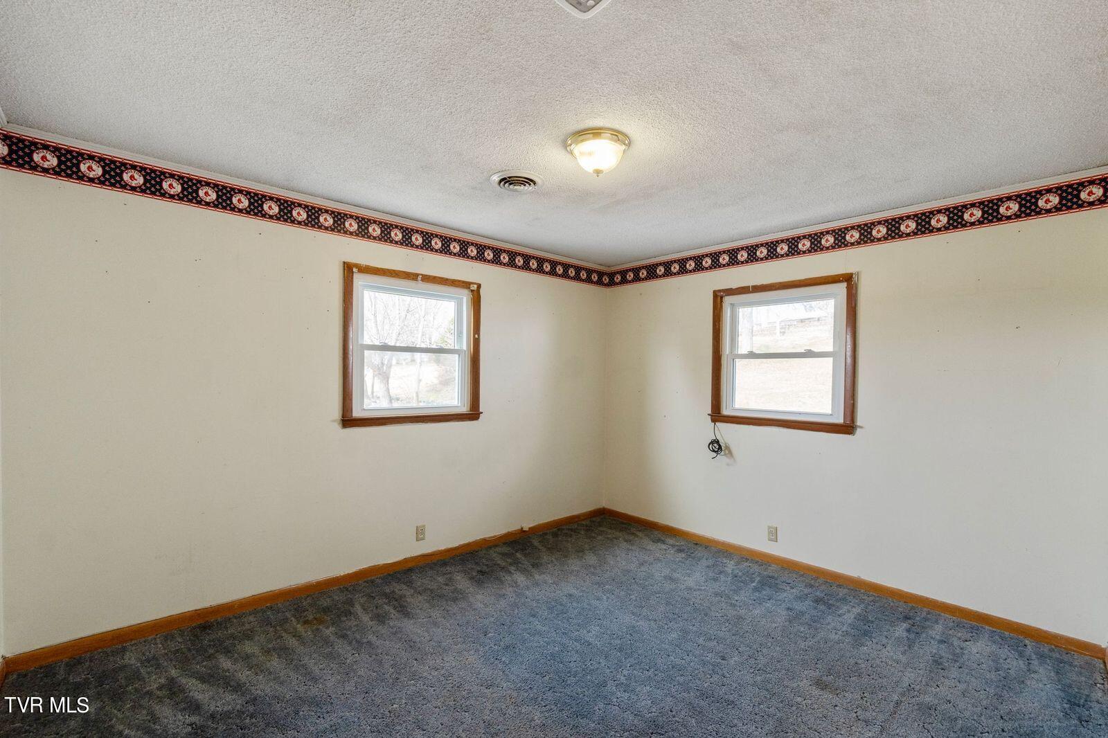 1811 Old Tusculum Road Greeneville, TN 37745 - Photo 14 of 27 Bedroom 2